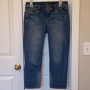 Tommy Bahama Denim Crop Size 4 EUC